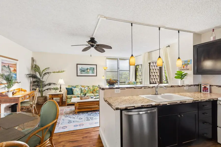 75-6016 Alii Dr #302, Kailua Kona, HI 96740 - #2