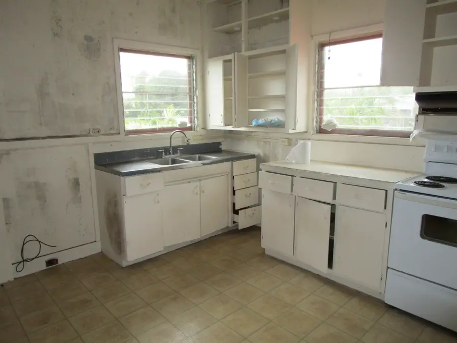66 Ohea St, Hilo, HI 96720 - #3