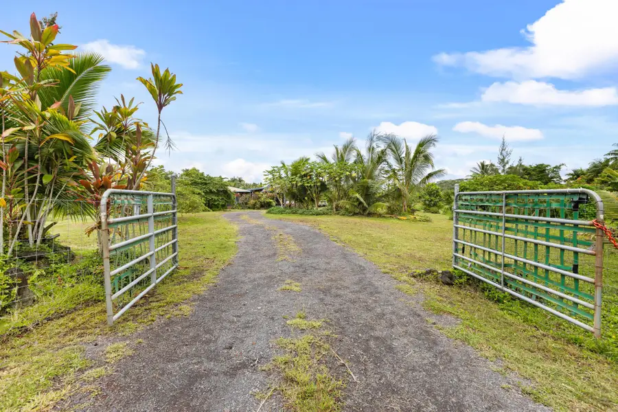 15-1868 6th Ave, Keaau, HI 96749 - #2