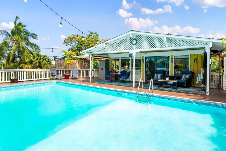 73-1022 Ahikawa St, Kailua Kona, HI 96740 - #3