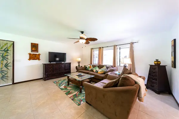 15-2037 24th Ave, Keaau, HI 96749