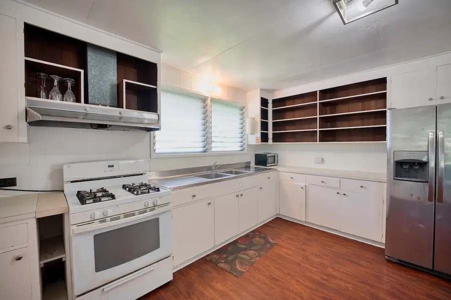 275 Kaumana Dr, Hilo, HI 96720 - #3