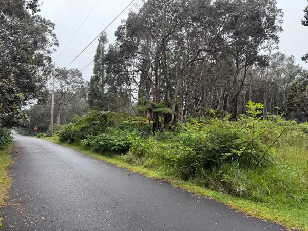 11-3885 2nd St, Volcano, HI 96785