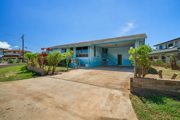 8514 Ou St, Kekaha, HI 96752