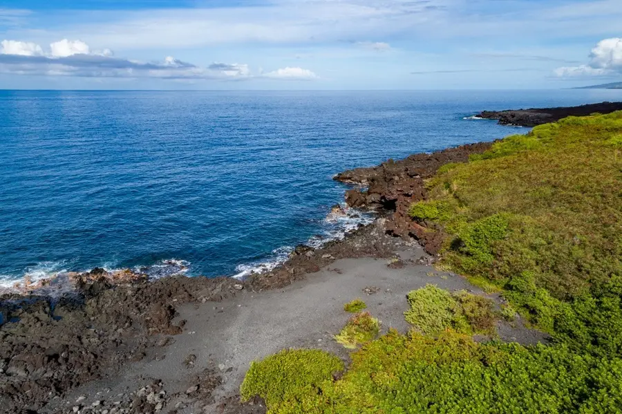 Mamalahoa Hwy, Captain Cook, HI 96704 - #3