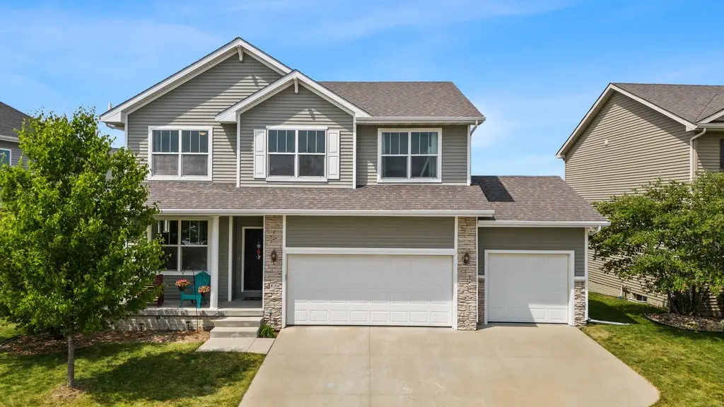 85 SE Dillon Drive, Waukee, IA 50263 - #1