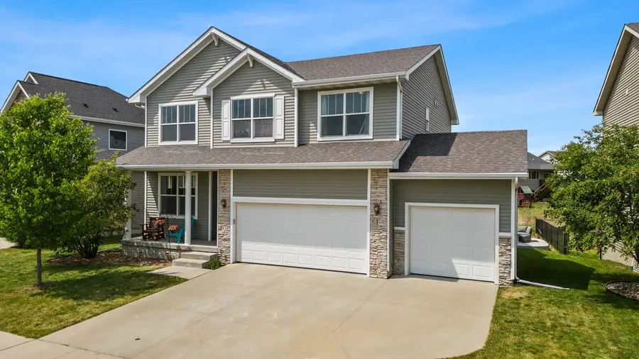 85 SE Dillon Drive, Waukee, IA 50263 - #2