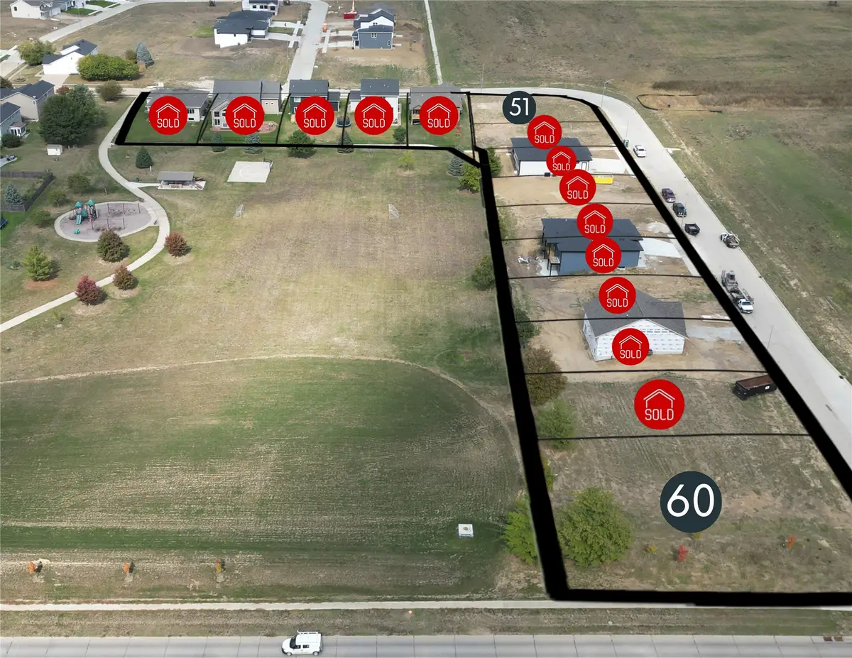 51 88th Street, Urbandale, IA 50322 - #1