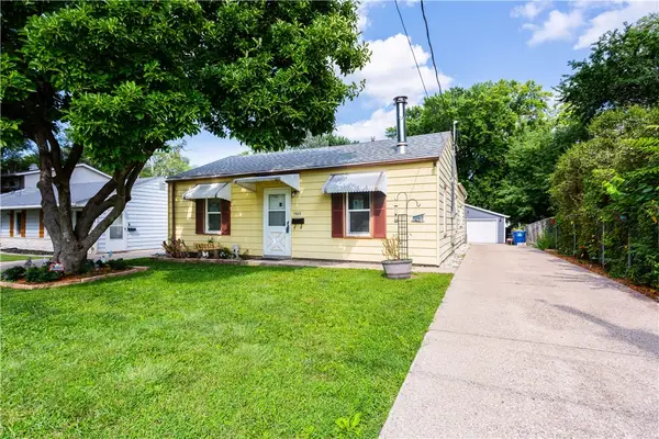 1905 Searle Street, Des Moines, IA 50317