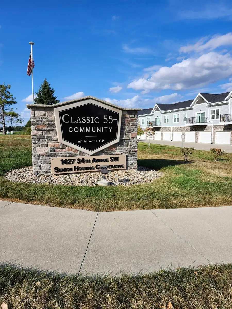1427 34th Avenue Sw #201, Altoona, IA 50009 - Image #2