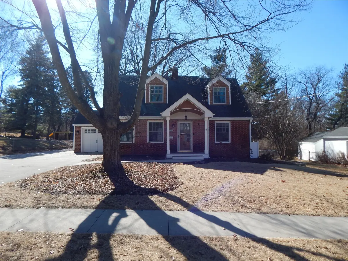 6502 Del Matro Avenue, Windsor Heights, IA 50324 - Image #1