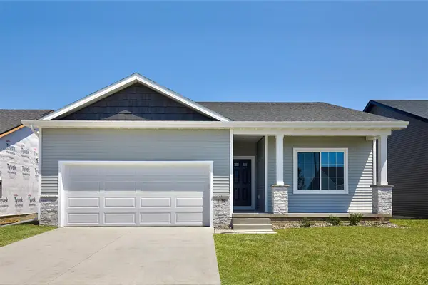 1139 NW Petersen Drive, Waukee, IA 50263