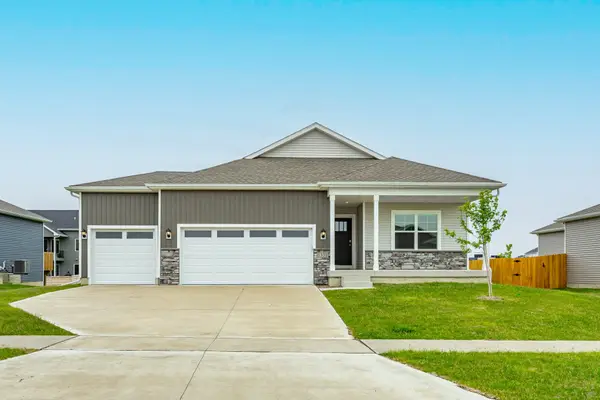 1331 NW Brandywine Lane, Waukee, IA 50263