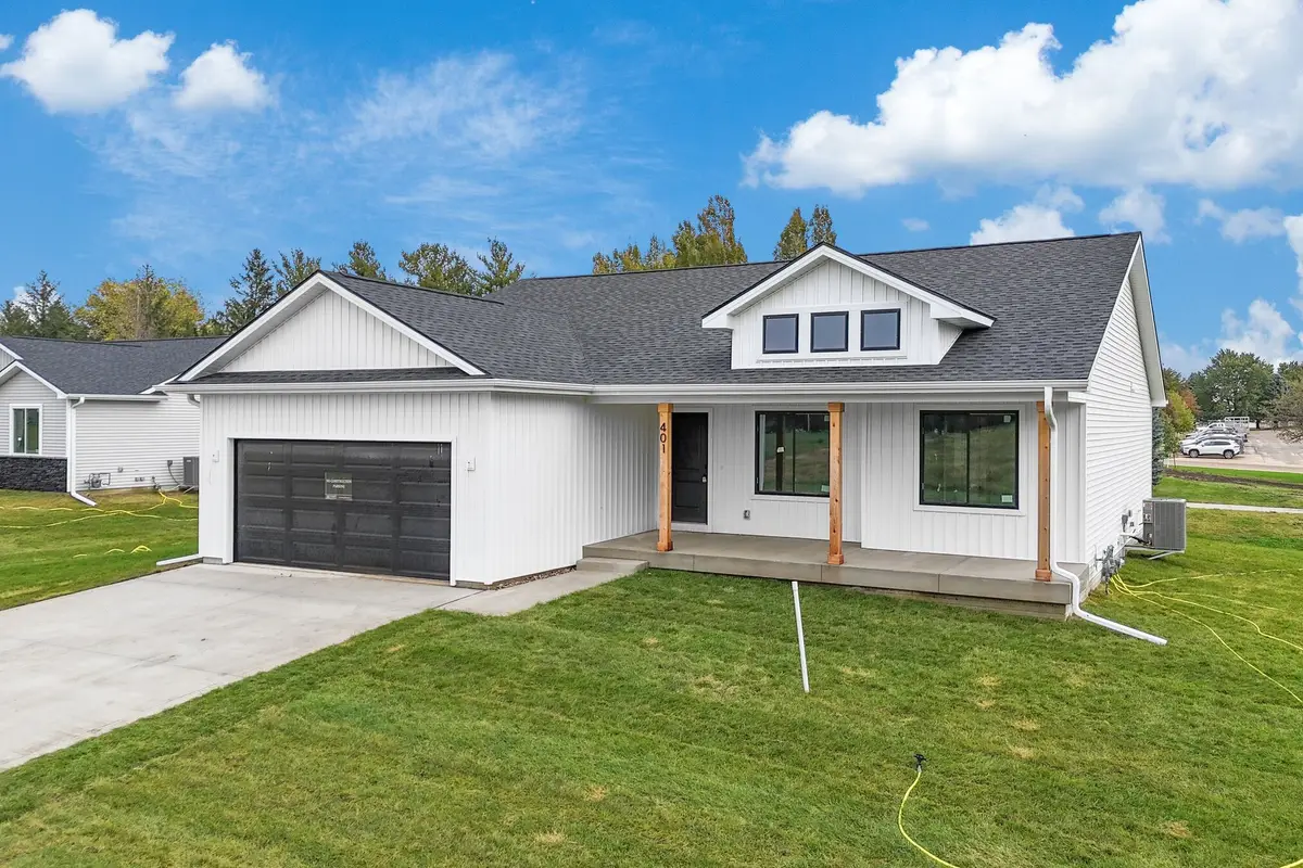 401 Farmer Drive, Conrad, IA 50621 - Image #1