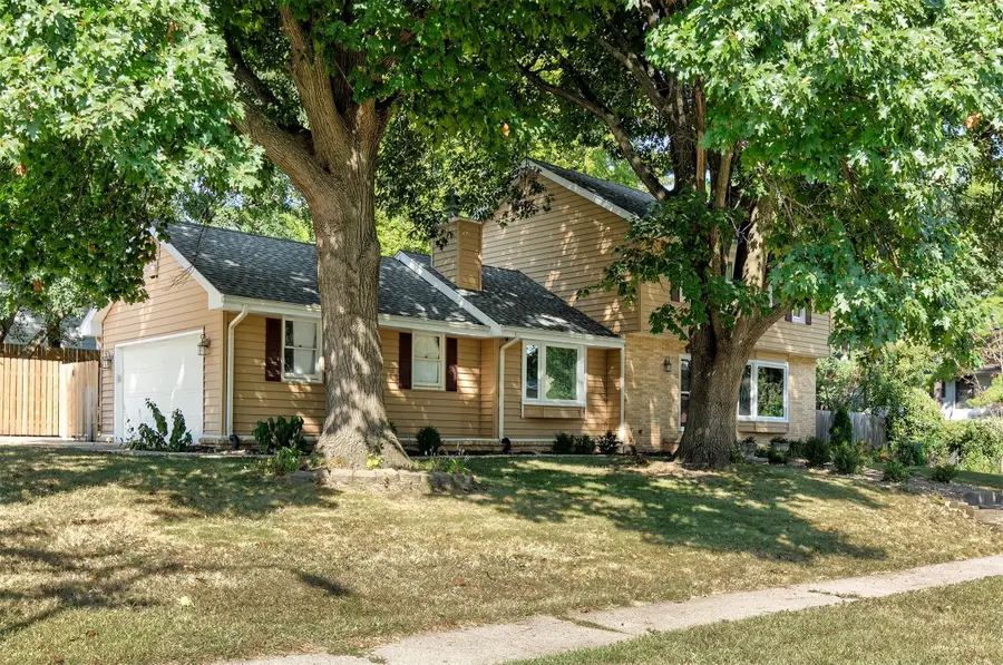 636 47th Street, West Des Moines, IA 50265 - Image #2