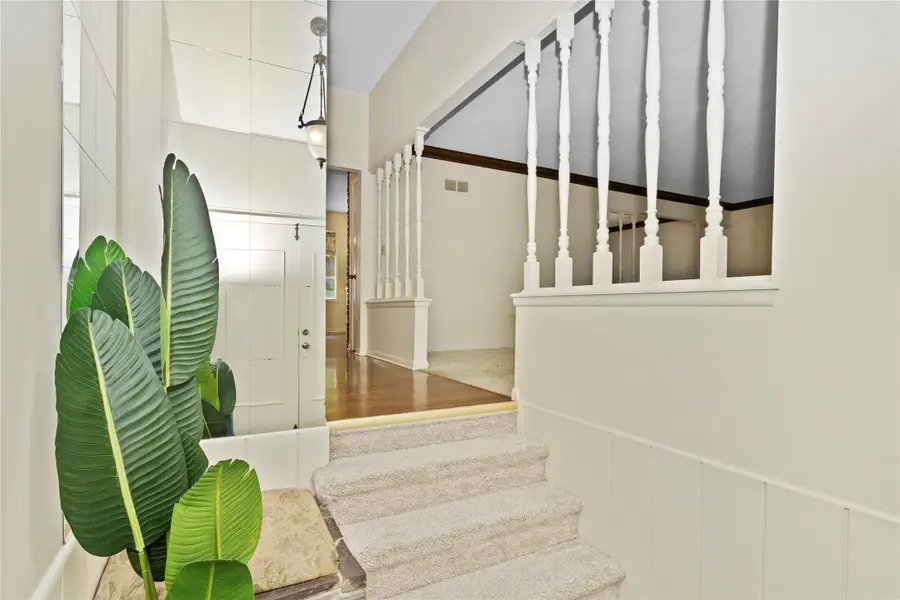 2408 Pleasant Street, West Des Moines, IA 50266 - Image #3