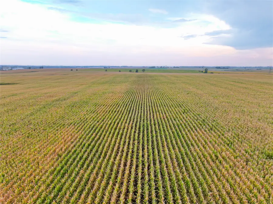 00 Q Avenue, Oelwein, IA 50662 - Image #2