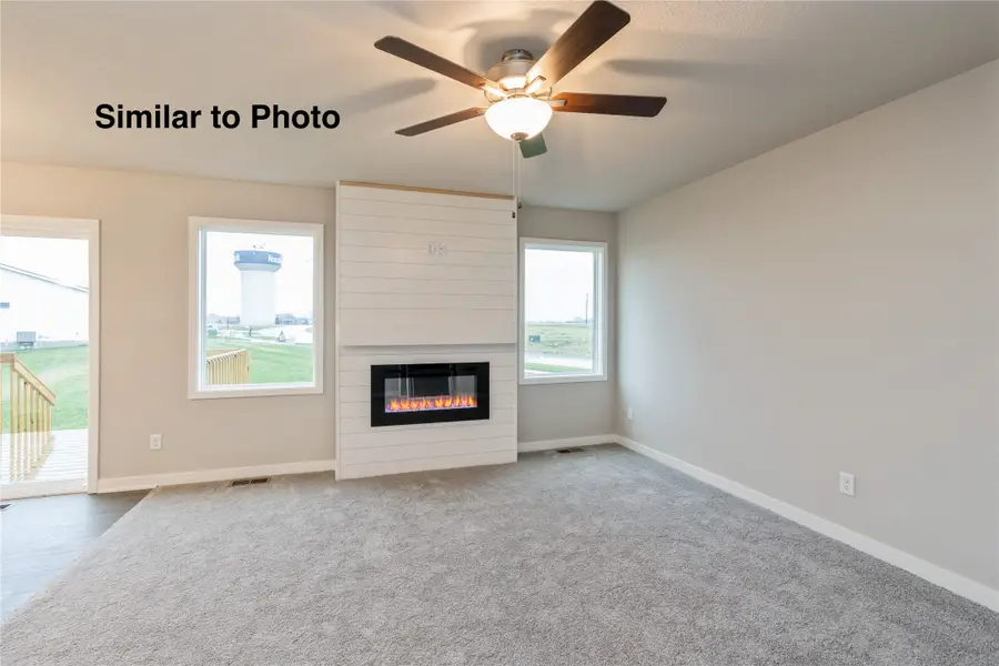 735 W Wright Road, Norwalk, IA 50211 - Image #2