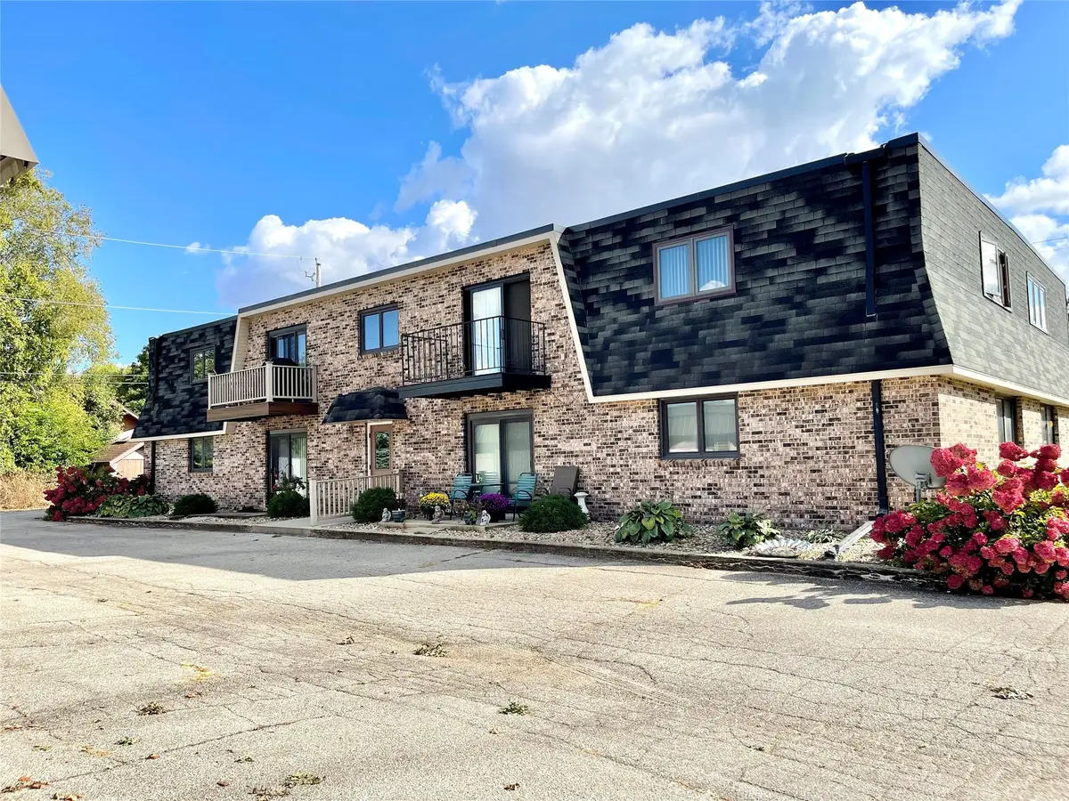 809 3rd Street #7, Reinbeck, IA 50669 - #1