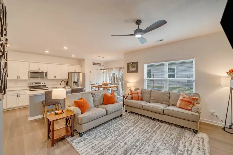 3303 NW Cedarwood Lane, Ankeny, IA 50023 - Image #2