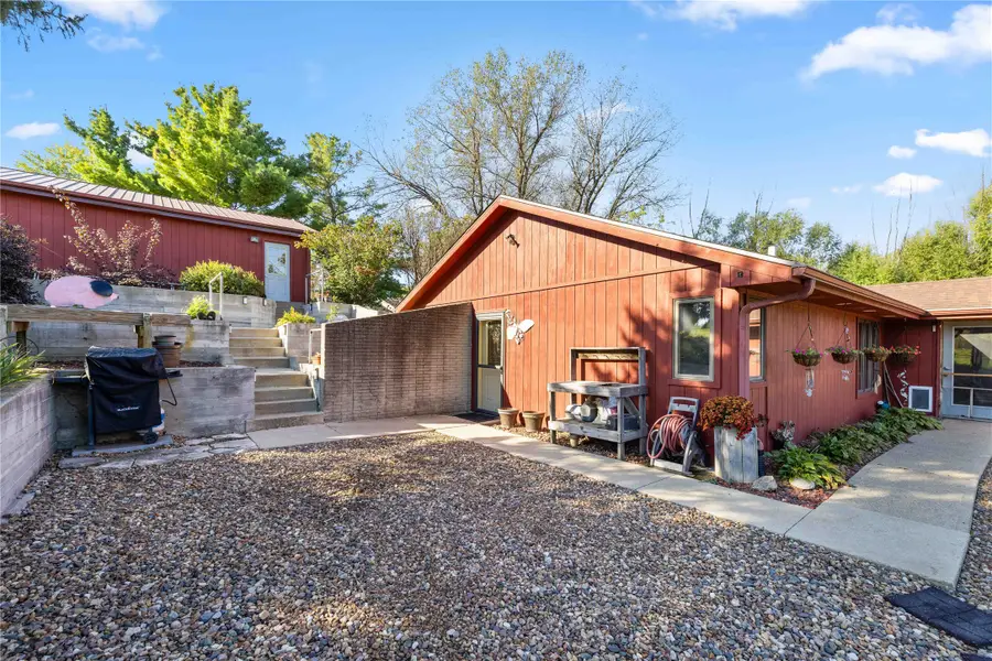 2496 SE 83rd Court, Runnells, IA 50237 - Image #2