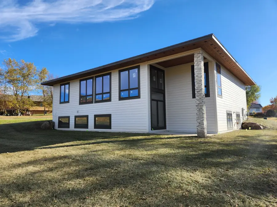 284 Alder Boulevard, Pleasant Hill, IA 50327 - Image #2