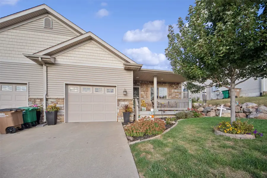 2260 Fountain Crest Drive, Pleasant Hill, IA 50327 - Image #2