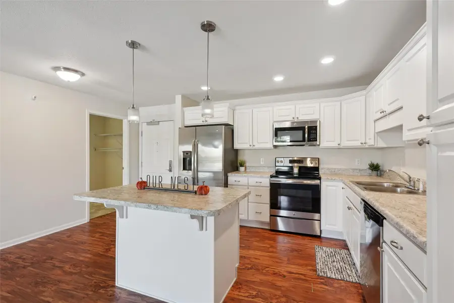 845 S 60th Street #402, West Des Moines, IA 50266 - Image #3