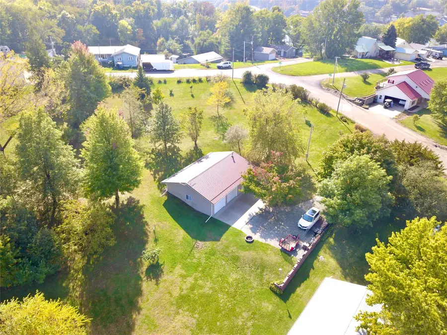 6039 N Lakeshore Drive, Brooklyn, IA 52211 - Image #3