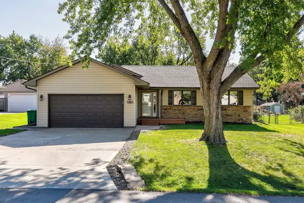 6821 NW Alderman Lane, Des Moines, IA 50313