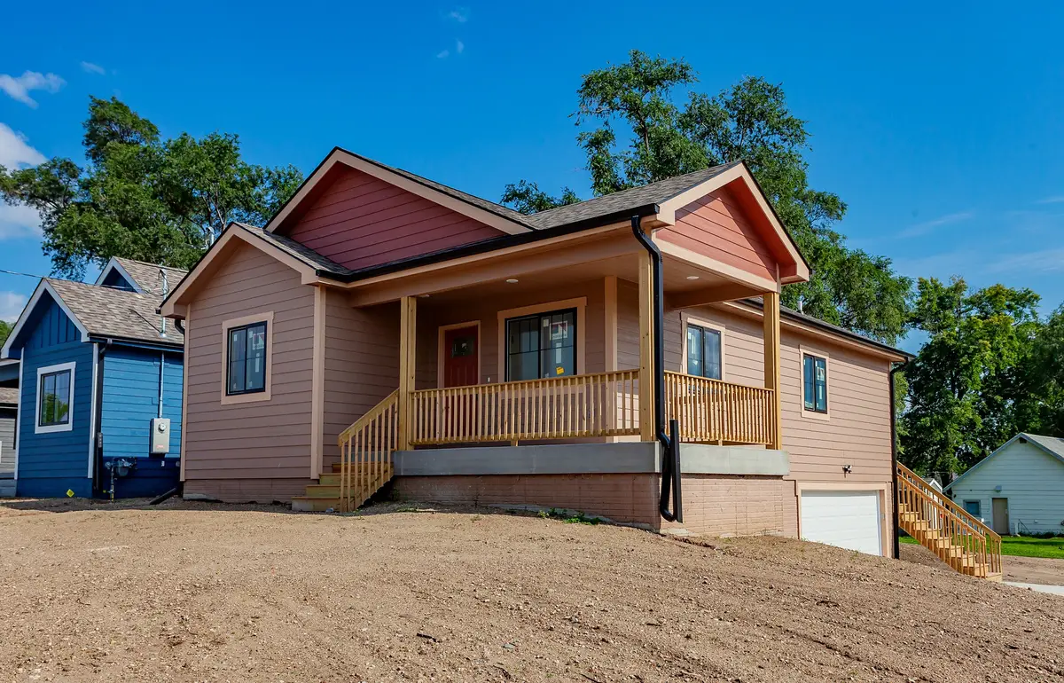 2501 Shaw Street, Des Moines, IA 50317 - Image #1