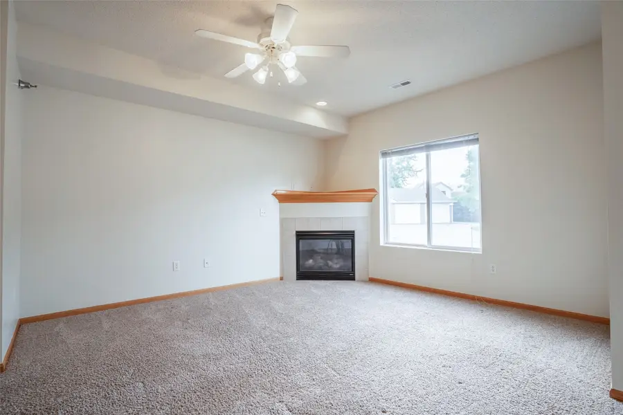 907 7th Avenue Se #1, Altoona, IA 50009 - Image #3