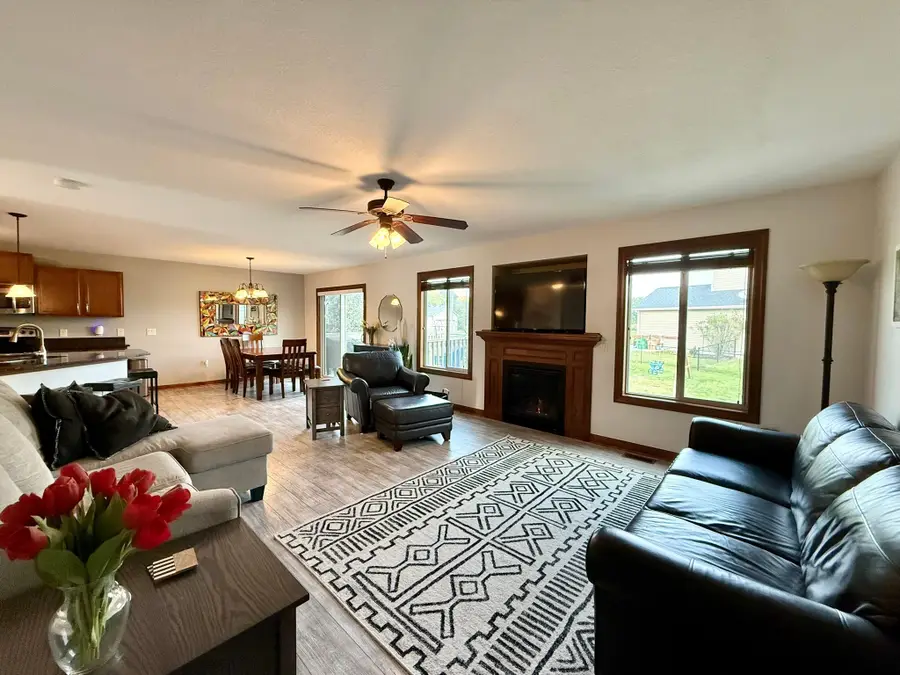 5173 NW 59th Avenue, Johnston, IA 50131 - Image #2