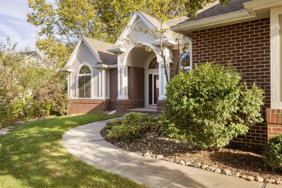 8118 Hardwicke Drive, Johnston, IA 50131 - Image #2