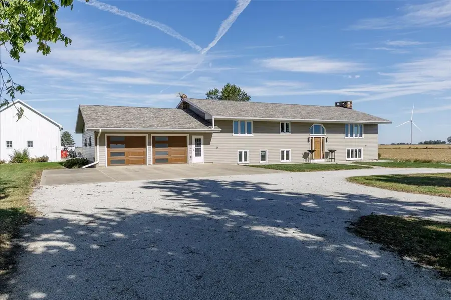 3331 380th Street, Stratford, IA 50249 - Image #2