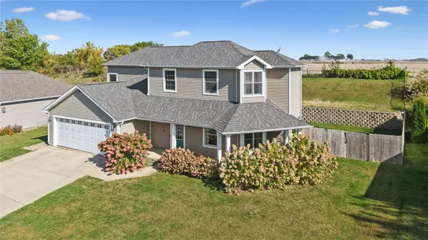 778 182nd Avenue, Pella, IA 50219