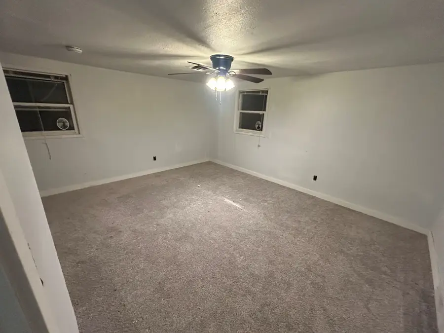 403 N Kenwood Boulevard, Indianola, IA 50125 - Image #3