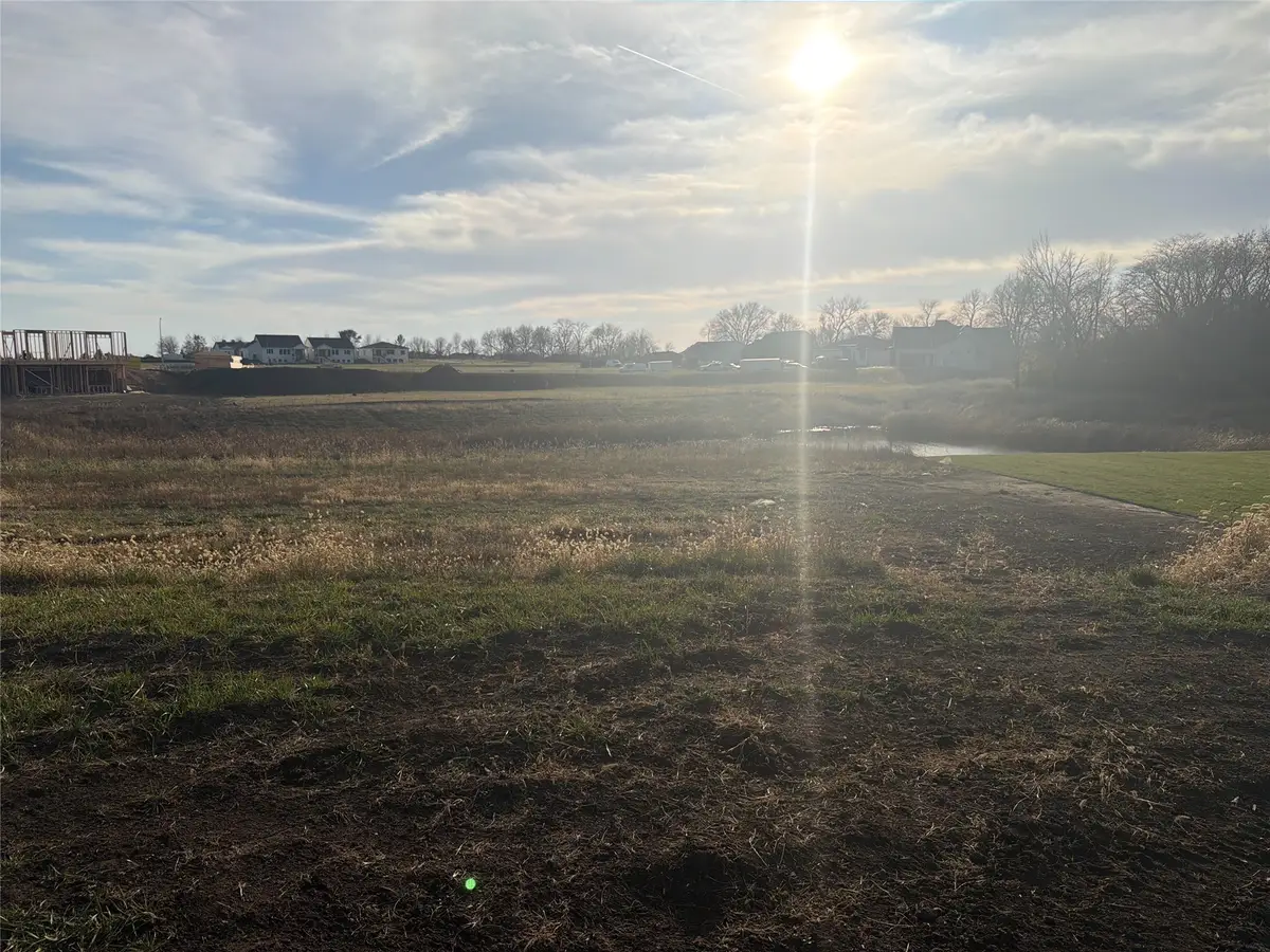 5258 175th Street, Urbandale, IA 50323 - Image #1