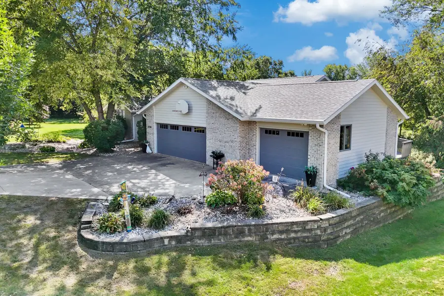 3728 Pleasant View Road, Ames, IA 50014 - #2