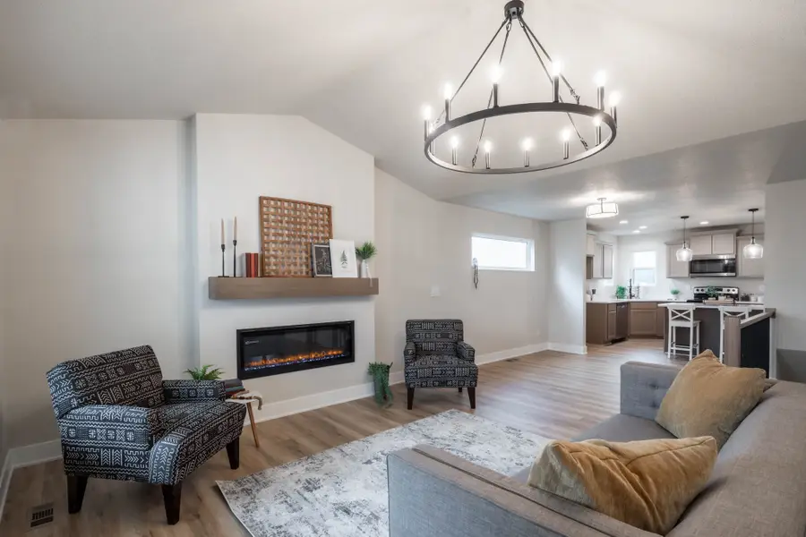 201 S Valley View Drive, Norwalk, IA 50211 - Image #3