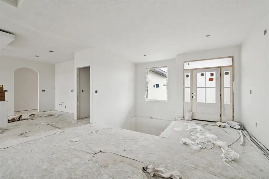 14503 Catalpa Drive, Urbandale, IA 50323 - Image #3