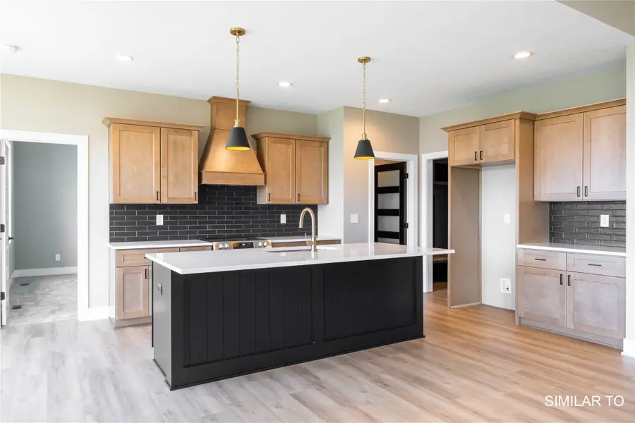 610 Ellis Circle, Adel, IA 50003 - Image #2