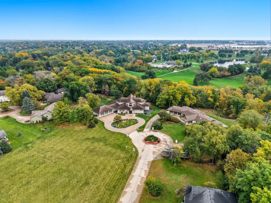 3610 SW Golfview Circle, Ankeny, IA 50023 - Image #2