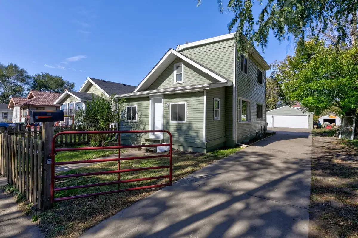 2216 Logan Avenue, Des Moines, IA 50317 - Image #1