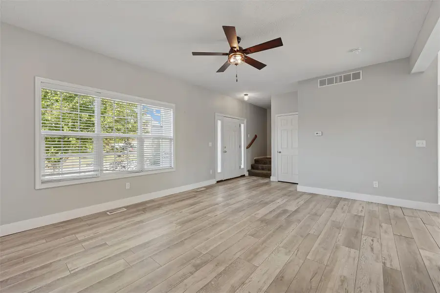 10526 Windsor Parkway, Johnston, IA 50131 - Image #2