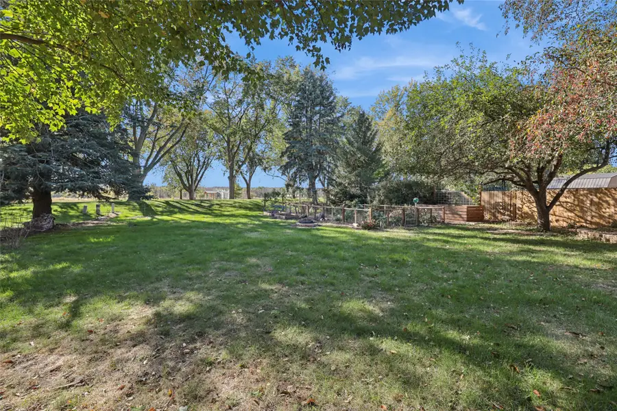 5670 Lakepoint Circle, Johnston, IA 50131 - Image #2