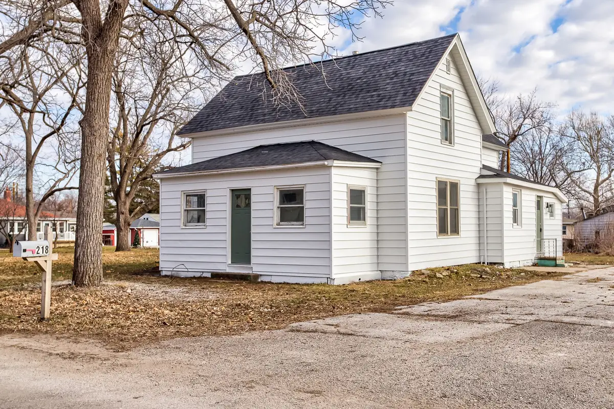 218 Race Street, Cambridge, IA 50046 - Image #1