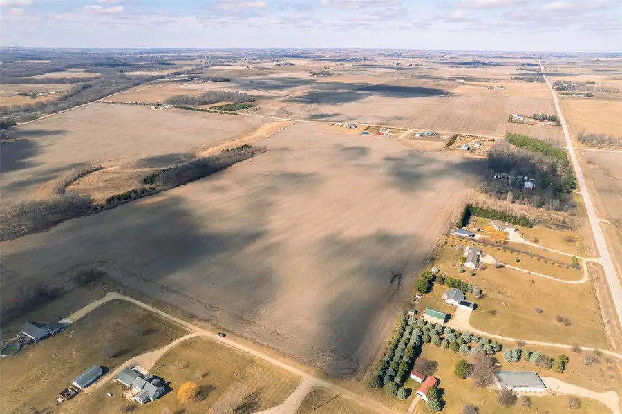 21269 Woodridge Lane, Shell Rock, IA 50670 - Image #3