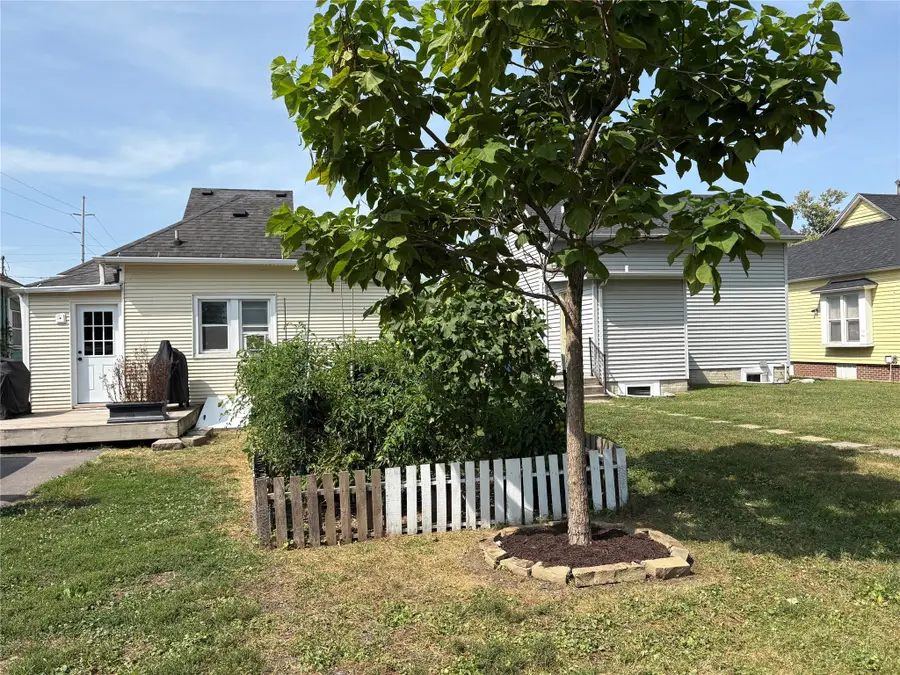 911 SW 62nd Street, Des Moines, IA 50312 - Image #2