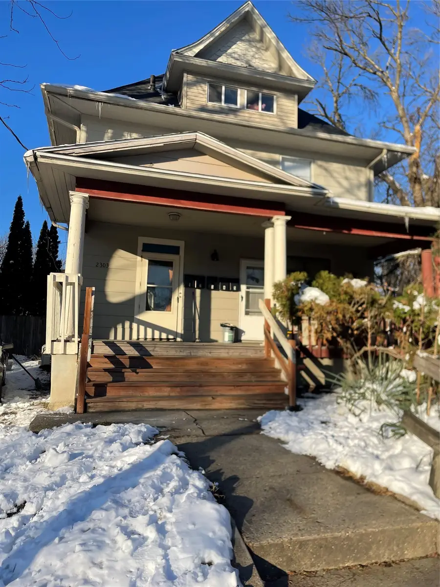 2303 Carpenter Avenue, Des Moines, IA 50311 - #2